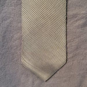 Yves Saint Laurent Grey Checkered Necktie - Used - 100% Silk.
